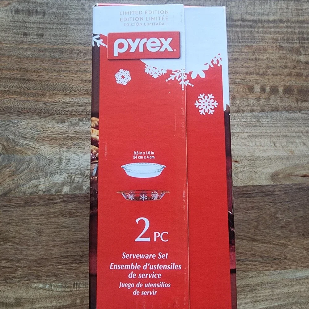 Pyrex Limited Edition Pie Dish Clear Glass Snowflake Basket Serveware USA New
